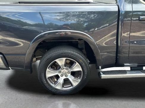 Used 2019 RAM 1500 Laramie AWD/4WD image 36