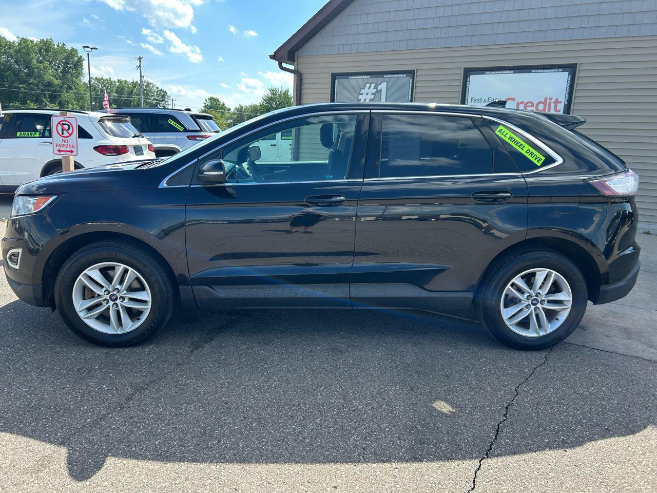 Used 2017 Ford Edge SEL w/ Equipment Group 201A AWD/4WD image 8
