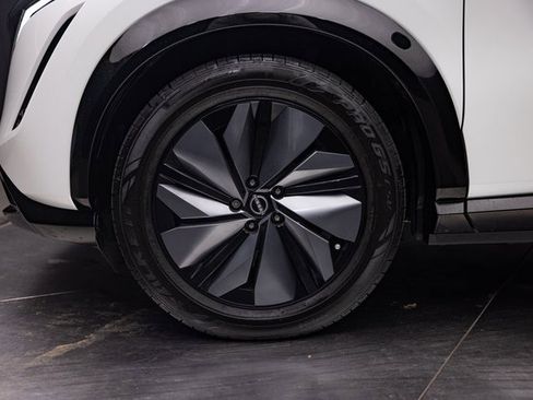 Used 2023 Nissan Ariya AWD image 6