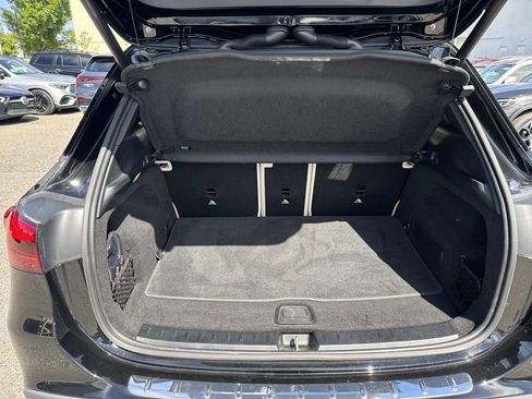 Used 2025 Mercedes-Benz GLA 250 image 8