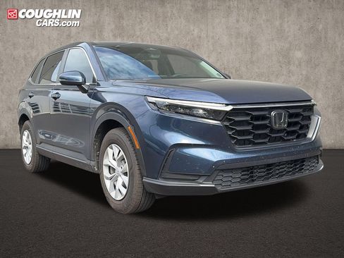 Used 2023 Honda CR-V LX image 1