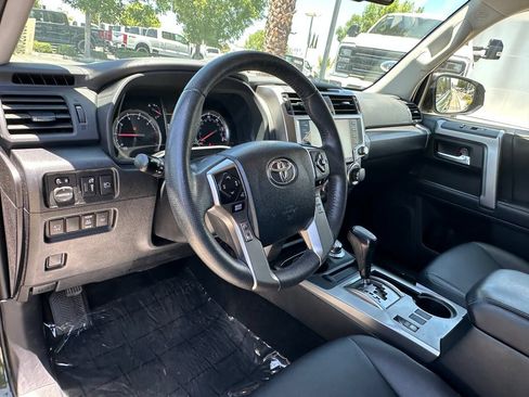 Used 2022 Toyota 4Runner TRD Sport w/ Technology Package AWD/4WD image 21
