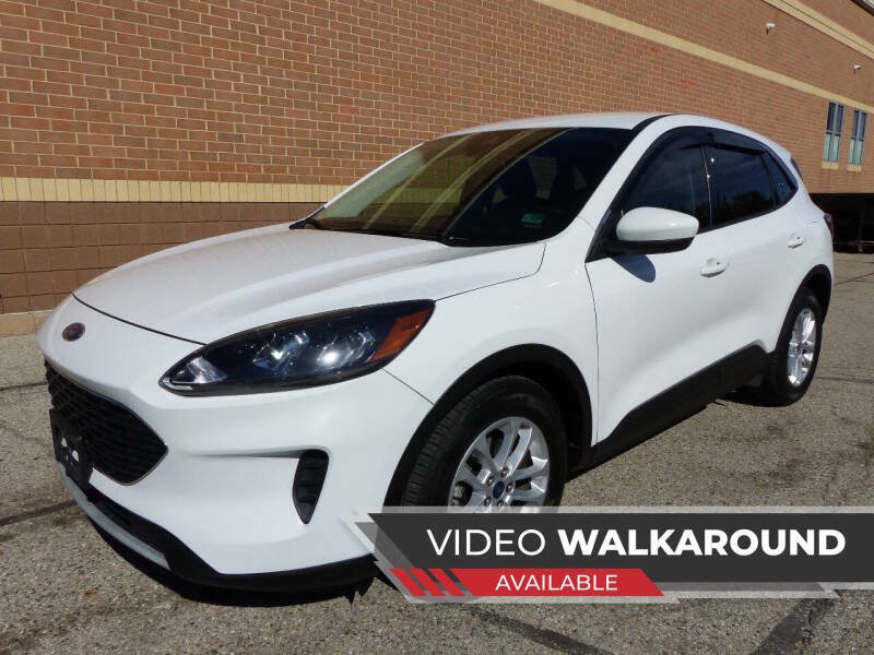 Used 2021 Ford Escape SE FWD image 1