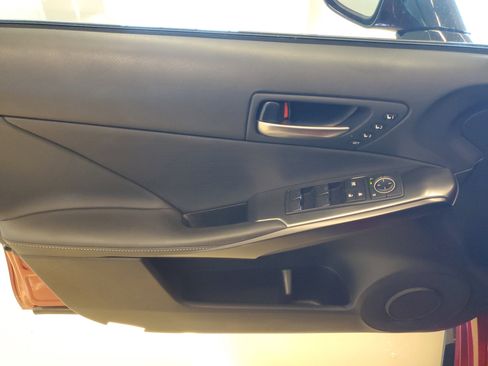 Used 2023 Lexus IS 500 image 24