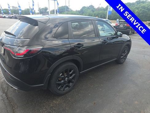 Used 2025 Honda HR-V Sport image 5