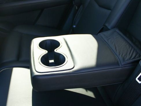 Used 2019 Cadillac XT5 Luxury image 31