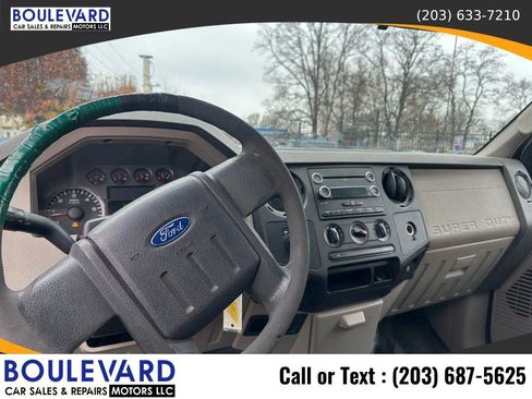 Used 2009 Ford F250 XL image 33