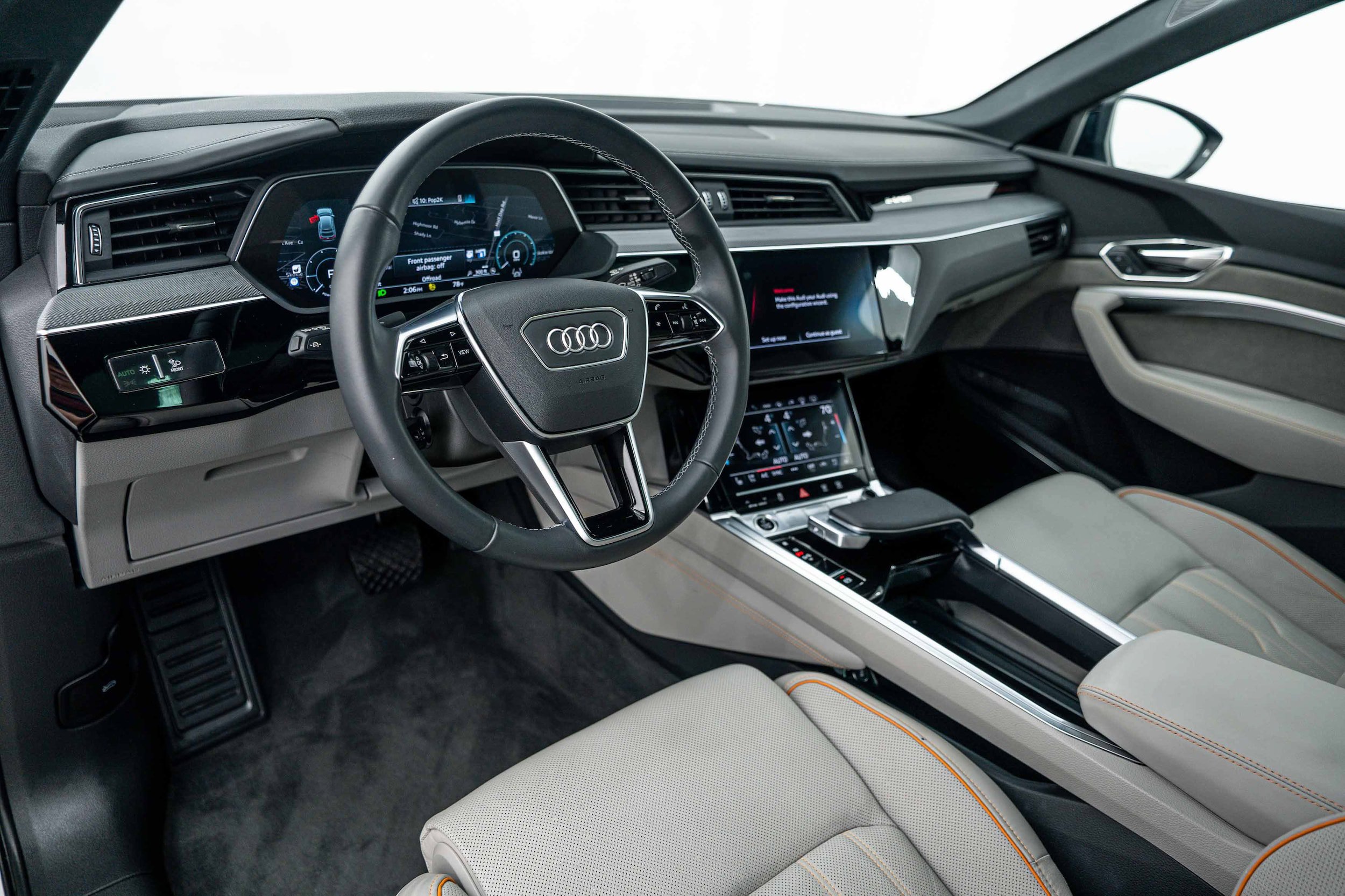 Used 2024 Audi Q8 e-tron Prestige w/ Prestige Package AWD/4WD image 8