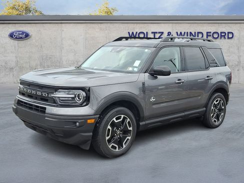 Certified 2022 Ford Bronco Sport Outer Banks w/ Tech Package image 3