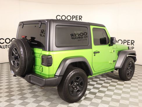 Used 2025 Jeep Wrangler Sport image 18