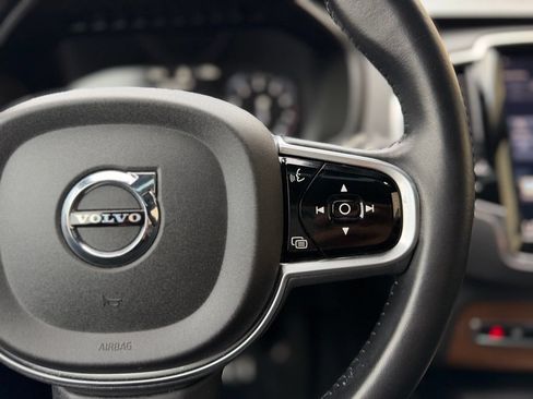 Used 2017 Volvo XC90 T6 Inscription w/ Vision Package AWD/4WD image 38