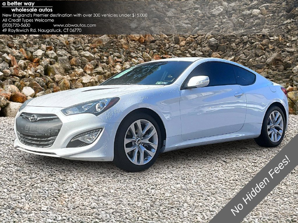 Used 2016 Hyundai Genesis 3.8 RWD image 1