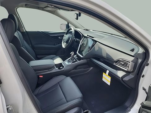 Certified 2025 Subaru Outback Limited image 17