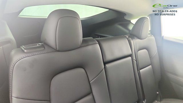 Used 2025 Tesla Model Y Long Range RWD image 26