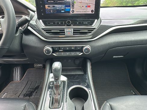 Certified 2023 Nissan Altima 2.5 SR w/ SR Premium Package AWD/4WD image 21