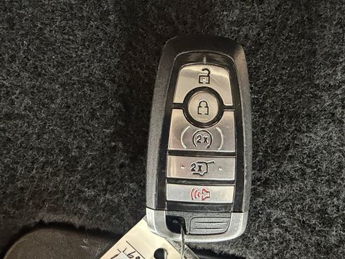 Used 2024 Ford Edge SEL w/ Convenience Package AWD/4WD image 31