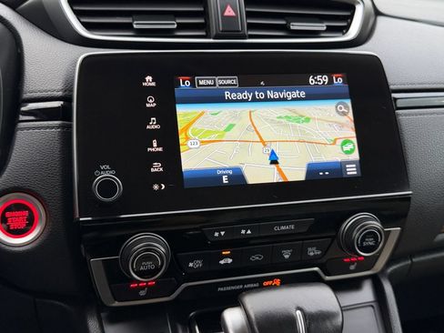 Used 2018 Honda CR-V Touring image 21