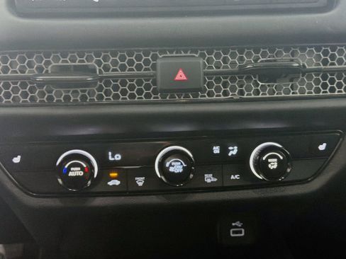 Used 2024 Honda HR-V Sport image 22