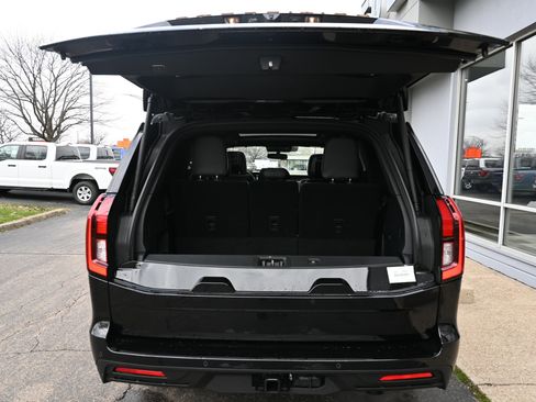 New 2026 Ford Expedition Tremor image 7