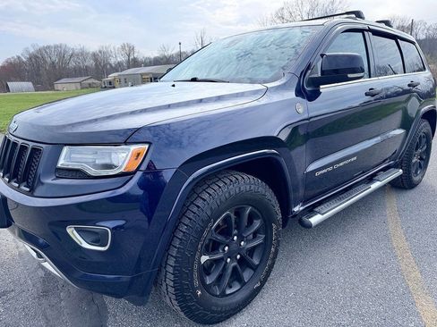 Used 2014 Jeep Grand Cherokee Overland w/ Advanced Technology Group image 3