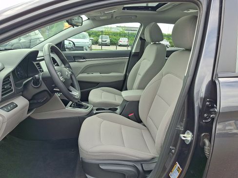 Used 2020 Hyundai Elantra Value Edition FWD image 13