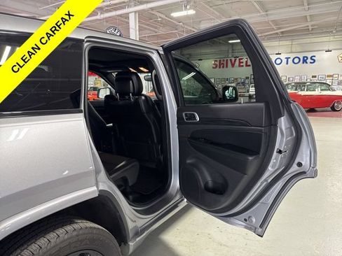 Used 2020 Jeep Grand Cherokee Altitude AWD/4WD image 36