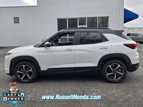 Used 2023 Chevrolet TrailBlazer RS w/ Sun and Liftgate Package image 6