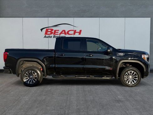 Used 2019 GMC Sierra 1500 AT4 w/ AT4 Premium Package image 9