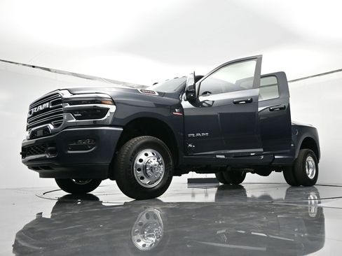 New 2026 RAM 3500 Laramie w/ Max Tow Package image 62