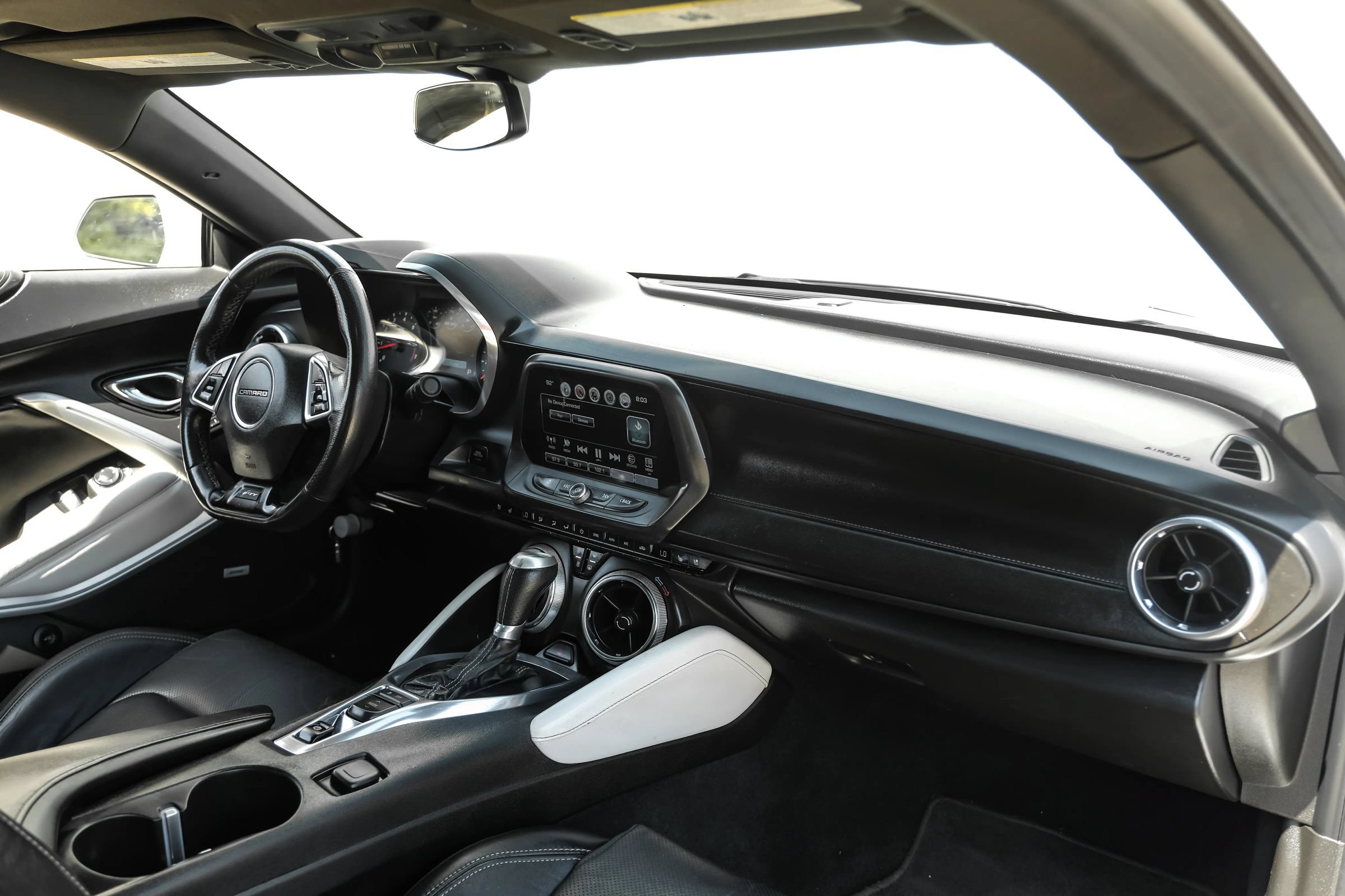 Used 2017 Chevrolet Camaro SS RWD image 18