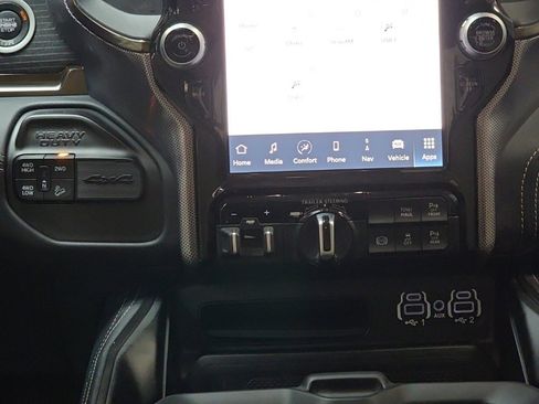 Used 2023 RAM 2500 Limited image 27