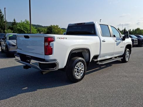 Used 2025 Chevrolet Silverado 2500 LT w/ Convenience Package AWD/4WD image 6