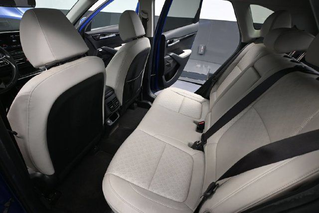 Used 2021 Kia Seltos SX w/ SX Sunroof Package AWD/4WD image 32