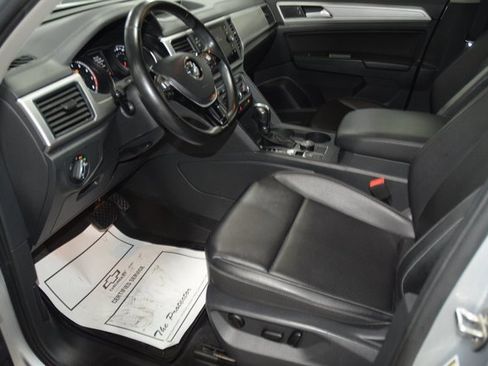 Used 2018 Volkswagen Atlas SE image 36
