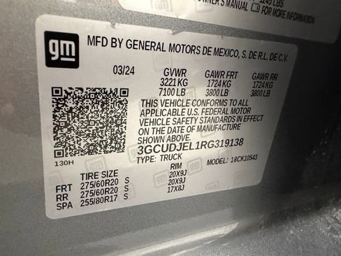 Certified 2024 Chevrolet Silverado 1500 High Country w/ Technology Package AWD/4WD image 23