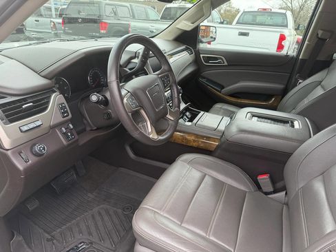 Used 2017 GMC Yukon XL Denali w/ Open Road Package image 15