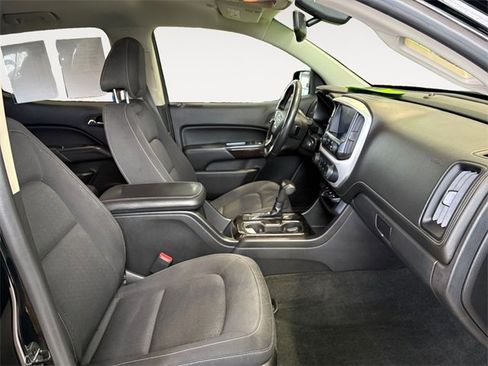 Used 2017 GMC Canyon SLE w/ Nightfall Edition image 10