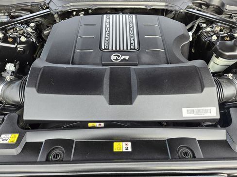 Used 2017 Land Rover Range Rover Sport SVR image 31