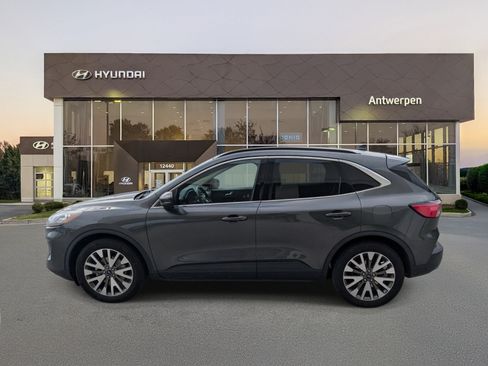 Used 2020 Ford Escape Titanium AWD/4WD image 6