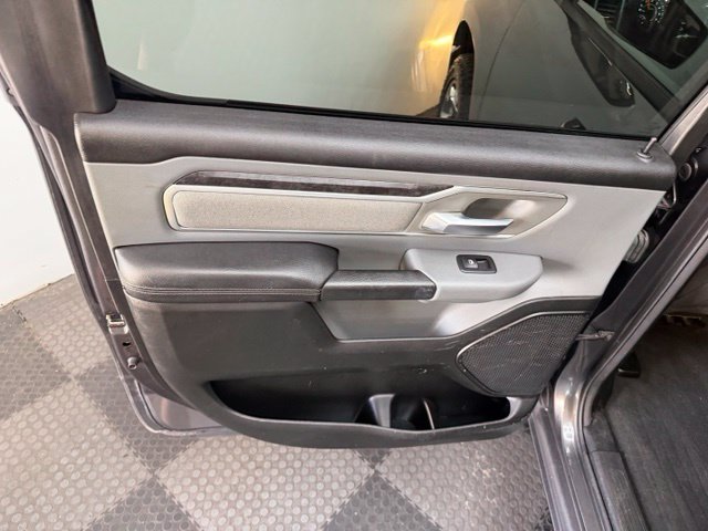 Used 2022 RAM 1500 Big Horn AWD/4WD image 30
