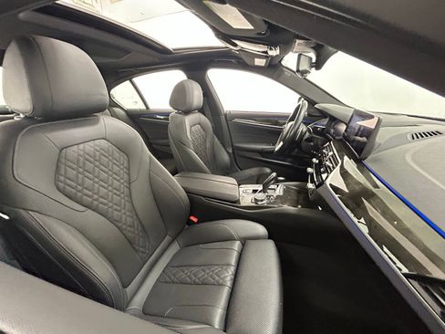 Used 2023 BMW 540i xDrive w/ Premium Package AWD/4WD image 41