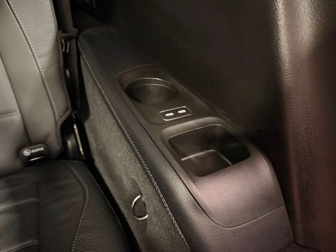 Used 2024 Mercedes-Benz GLS 450 4MATIC image 38