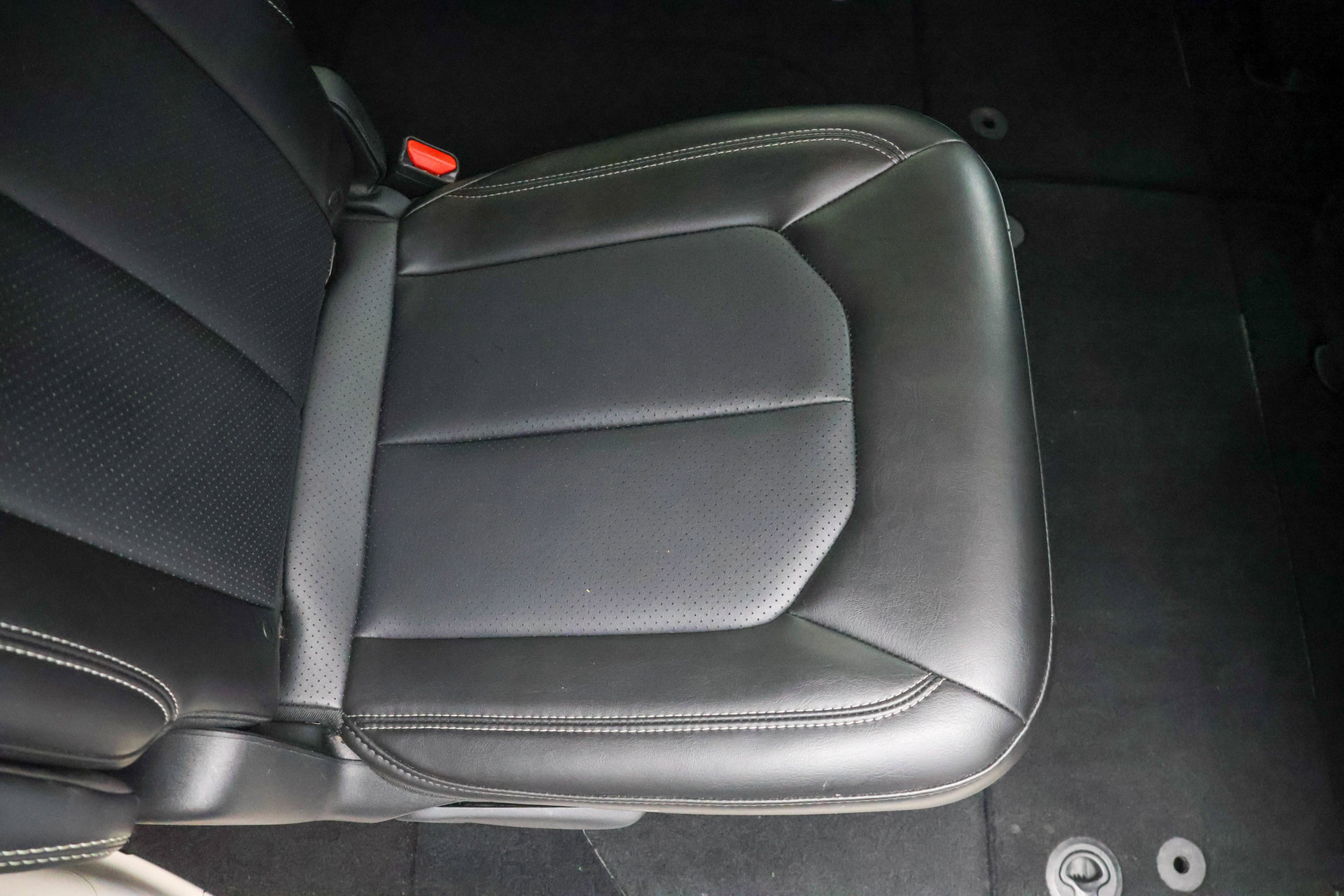 Used 2023 Chrysler Pacifica Touring-L FWD image 30