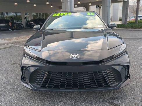 Certified 2025 Toyota Camry SE image 9