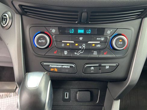 Used 2019 Ford Escape SEL AWD/4WD image 13
