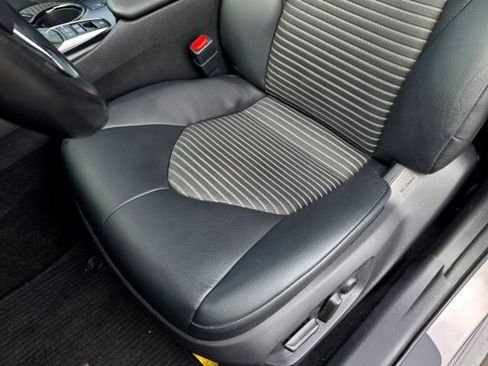 Used 2019 Toyota Camry SE w/ Audio Package FWD image 45