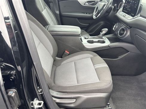 Used 2024 Chevrolet Blazer LT image 26