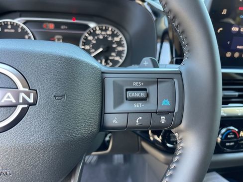 New 2026 Nissan Pathfinder SV w/ SV Premium Package AWD/4WD image 16