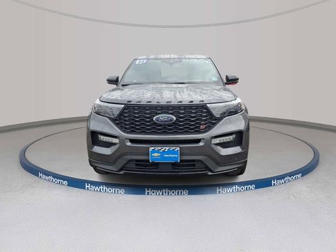 Used 2022 Ford Explorer ST w/ Equipment Group 401A image 2