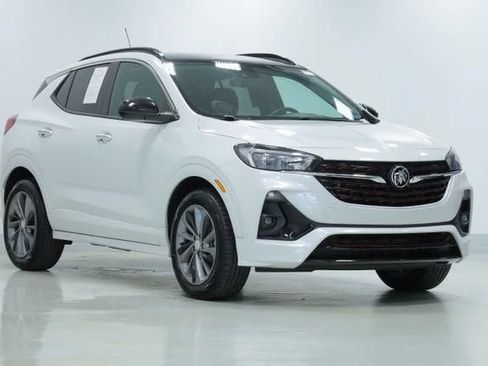 Used 2021 Buick Encore GX Select w/ Sport Touring Package FWD image 3
